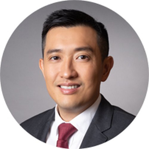 Felix Lee (, Vice Chairman, China Committee, HKGCC Executive Director, of UMP Healthcare Holdings)